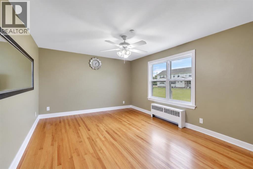 11 Poplar Crescent Springbrook Alberta Canada T4S1V3 5
