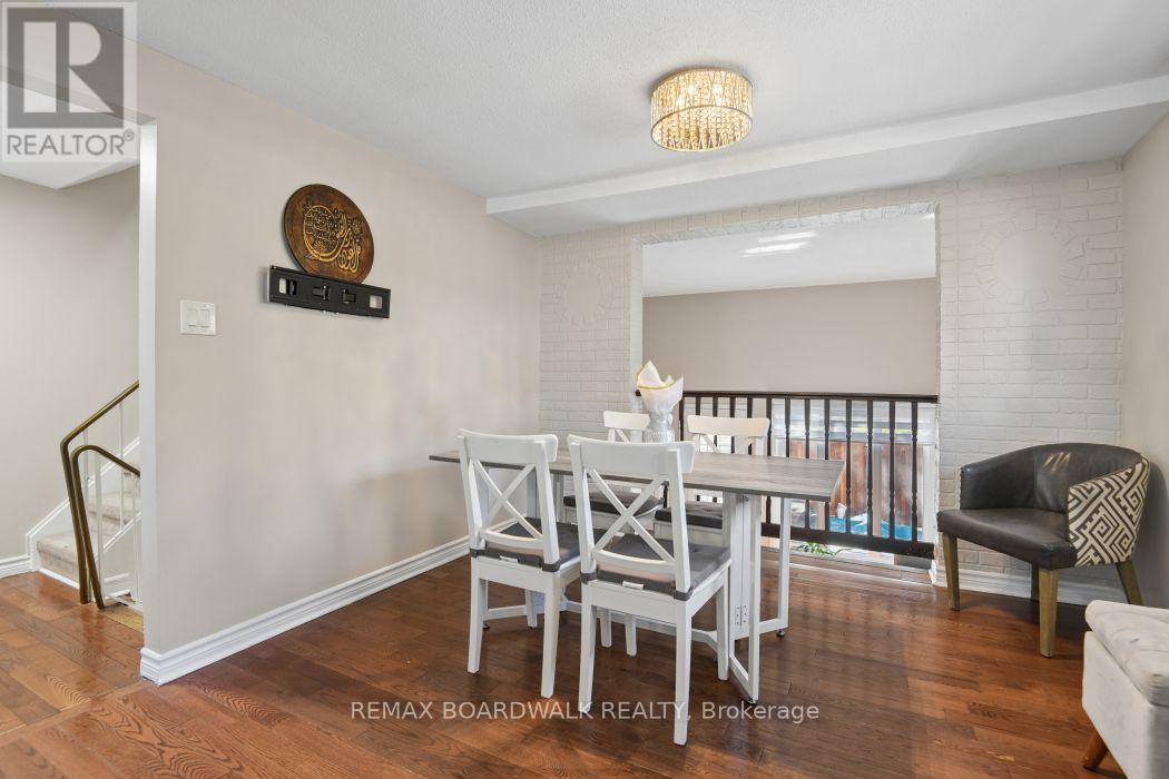 17 - 2296 Orient Park Drive, Ottawa, Ontario  K1B 4N6 - Photo 11 - X13884418