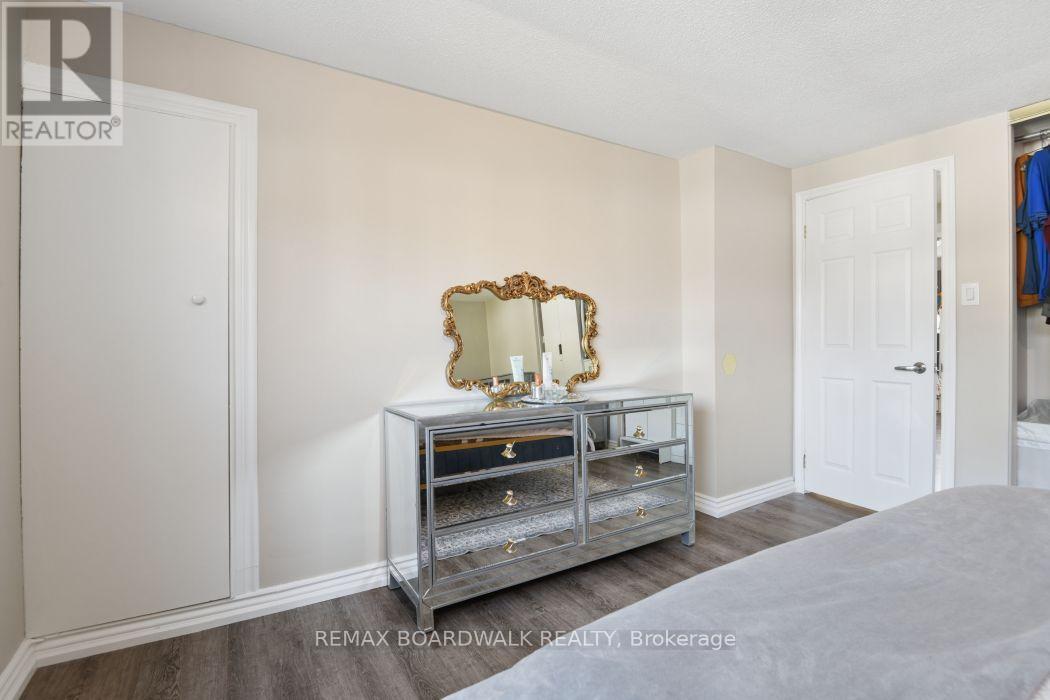 17 - 2296 Orient Park Drive, Ottawa, Ontario  K1B 4N6 - Photo 21 - X13884418