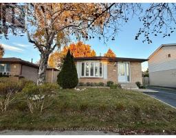 15 HUTCHERSON SQUARE, Toronto, Ontario