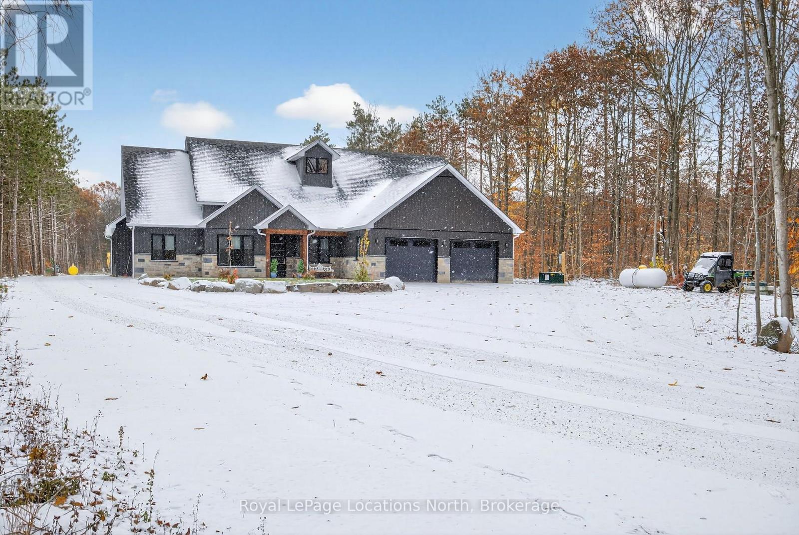 3511 Rainbow Valley Road W, Springwater, Ontario  L0M 1S0 - Photo 2 - S13884454