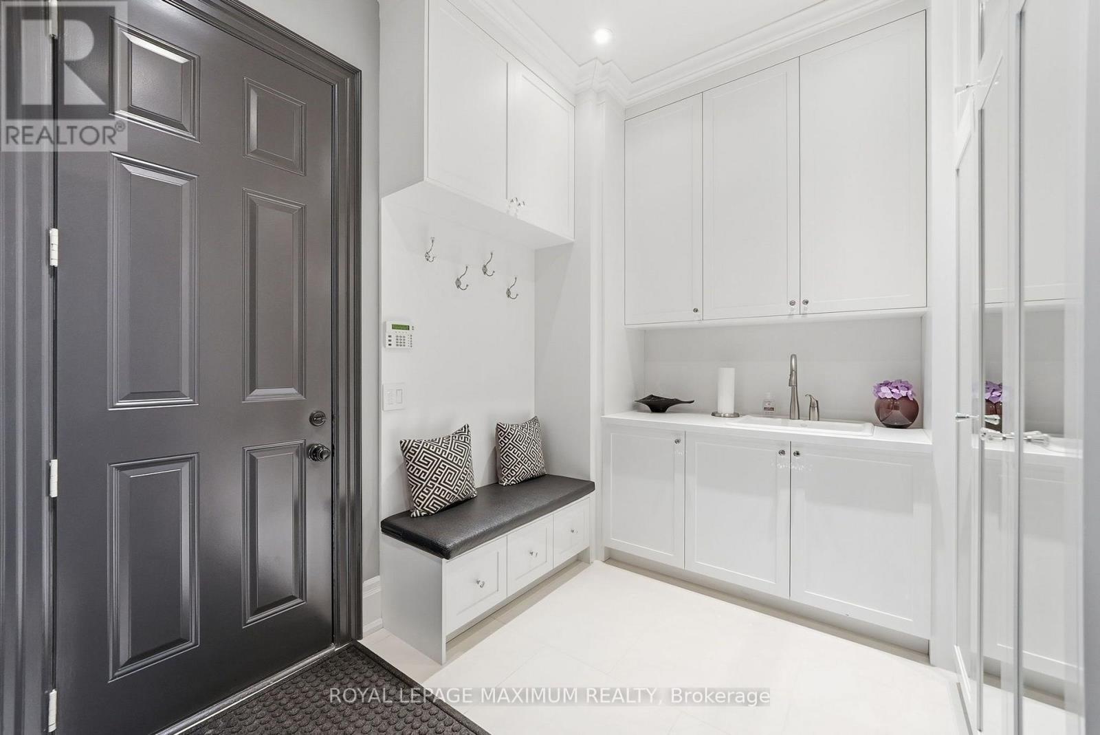 124 Annsleywood Court, Vaughan, Ontario  L4H 4G6 - Photo 17 - N13884448