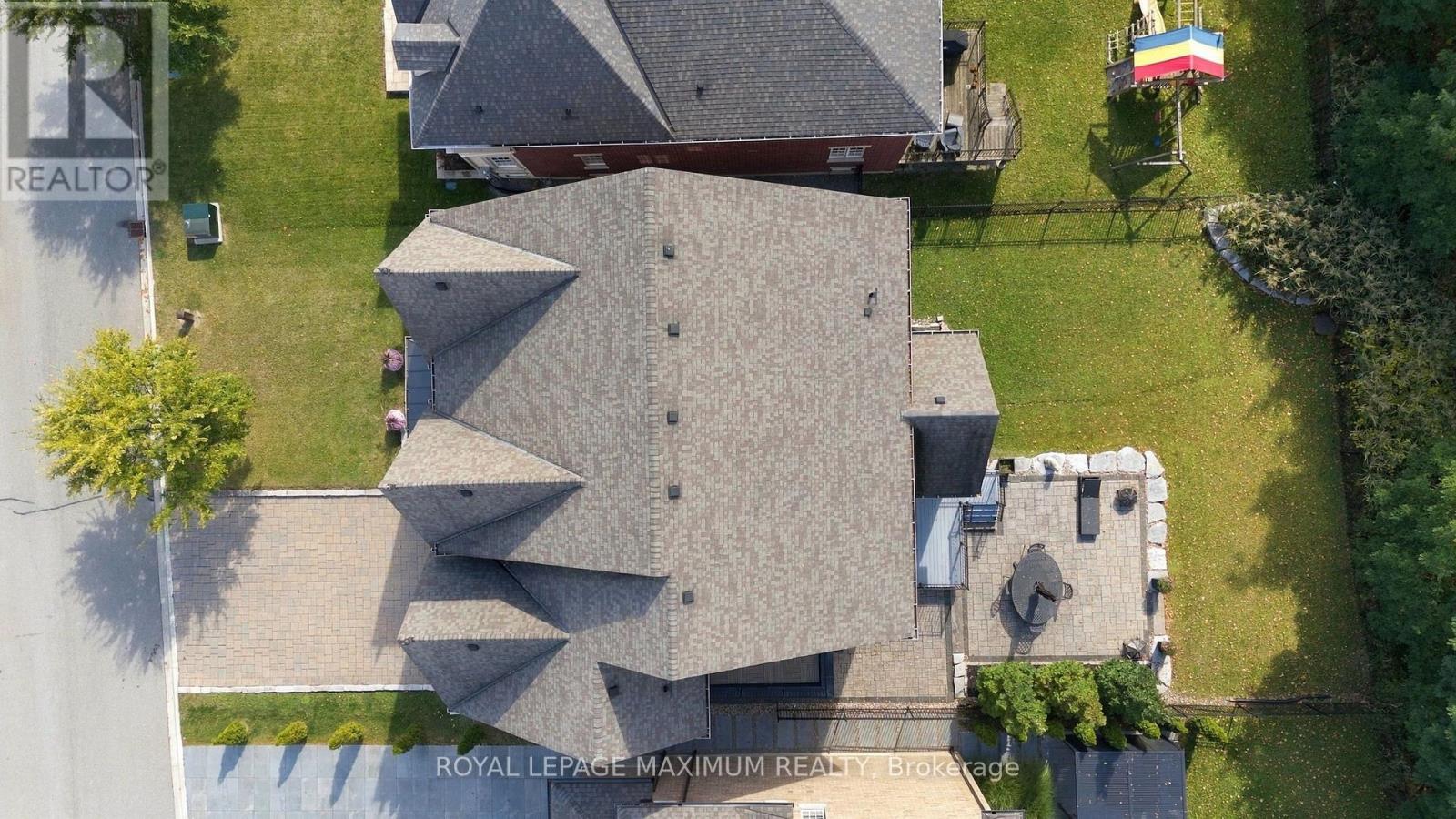124 Annsleywood Court, Vaughan, Ontario  L4H 4G6 - Photo 46 - N13884448