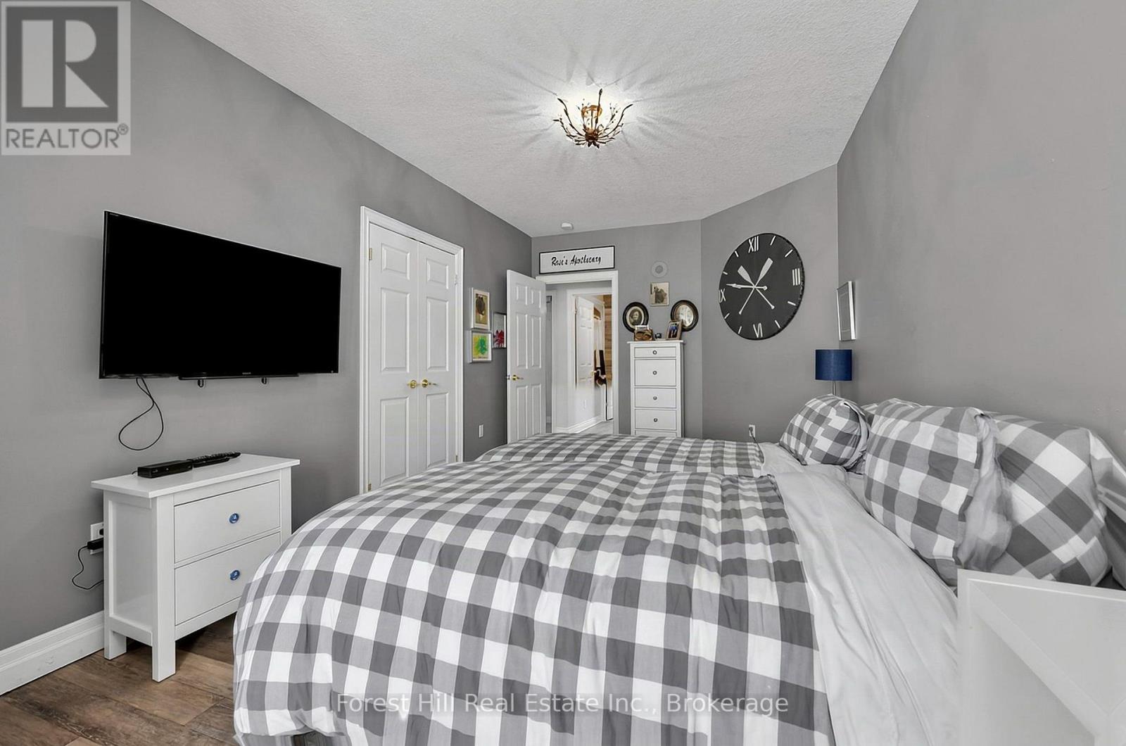 202 - 110 Steamship Bay Road N, Gravenhurst, Ontario  P1P 1Z9 - Photo 18 - X13884376