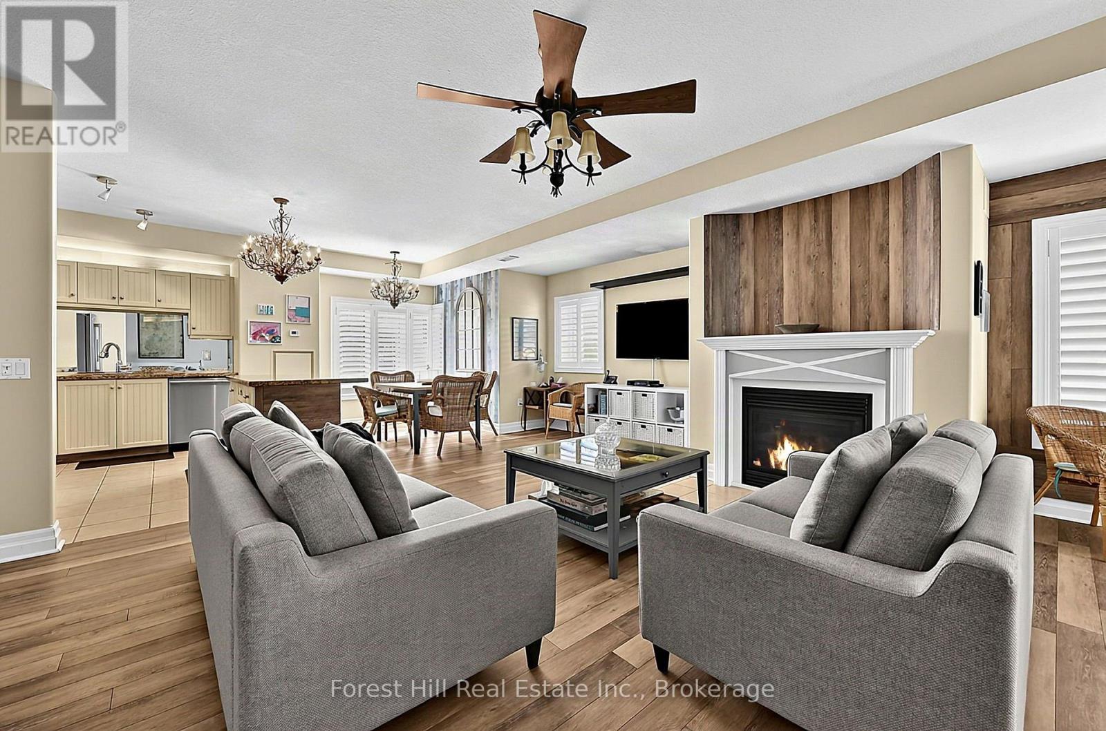 202 - 110 Steamship Bay Road N, Gravenhurst, Ontario  P1P 1Z9 - Photo 4 - X13884376