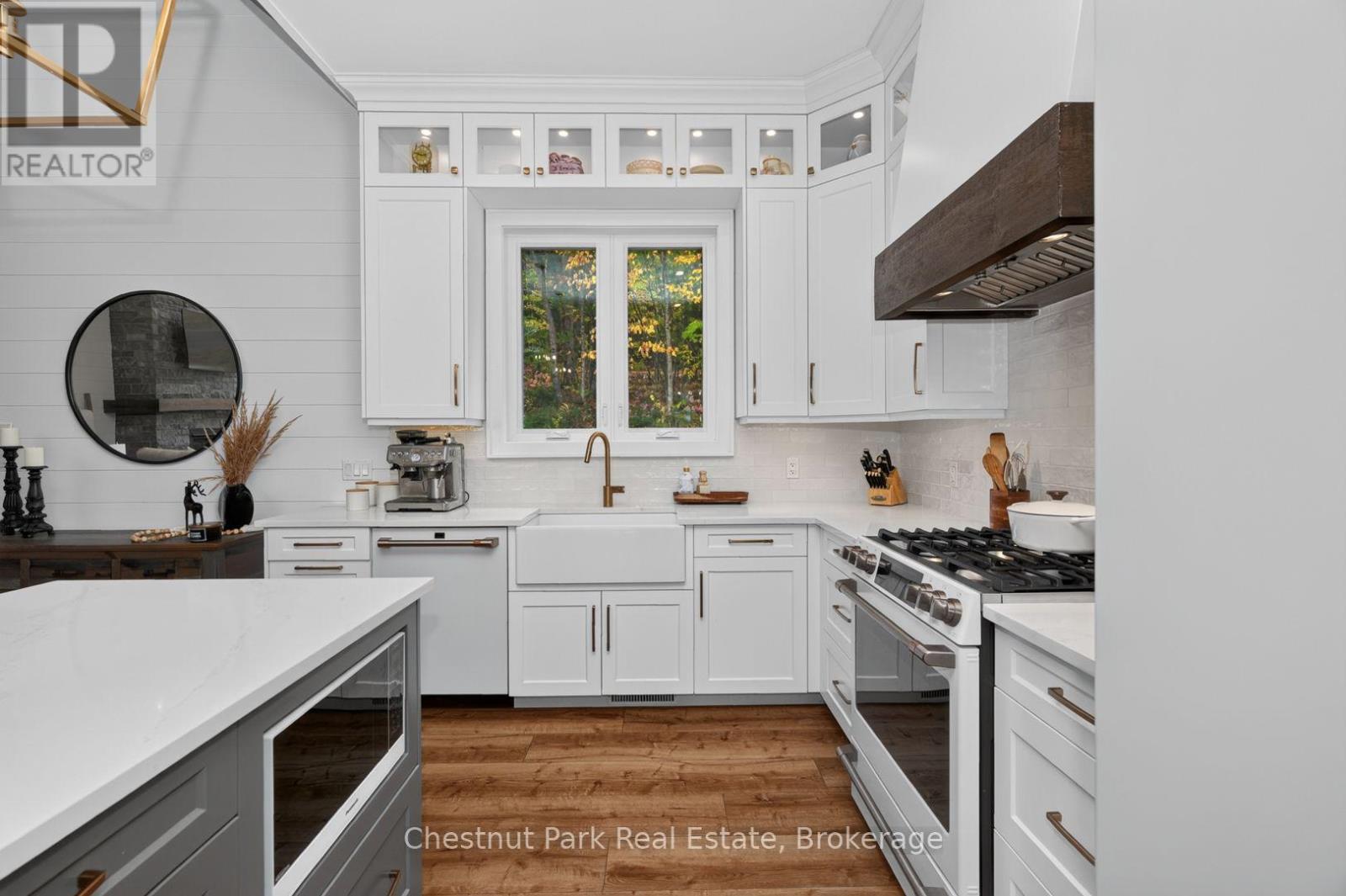1204 Charlie Thompson Road, Lake Of Bays, Ontario  P0A 1H0 - Photo 11 - X13884394