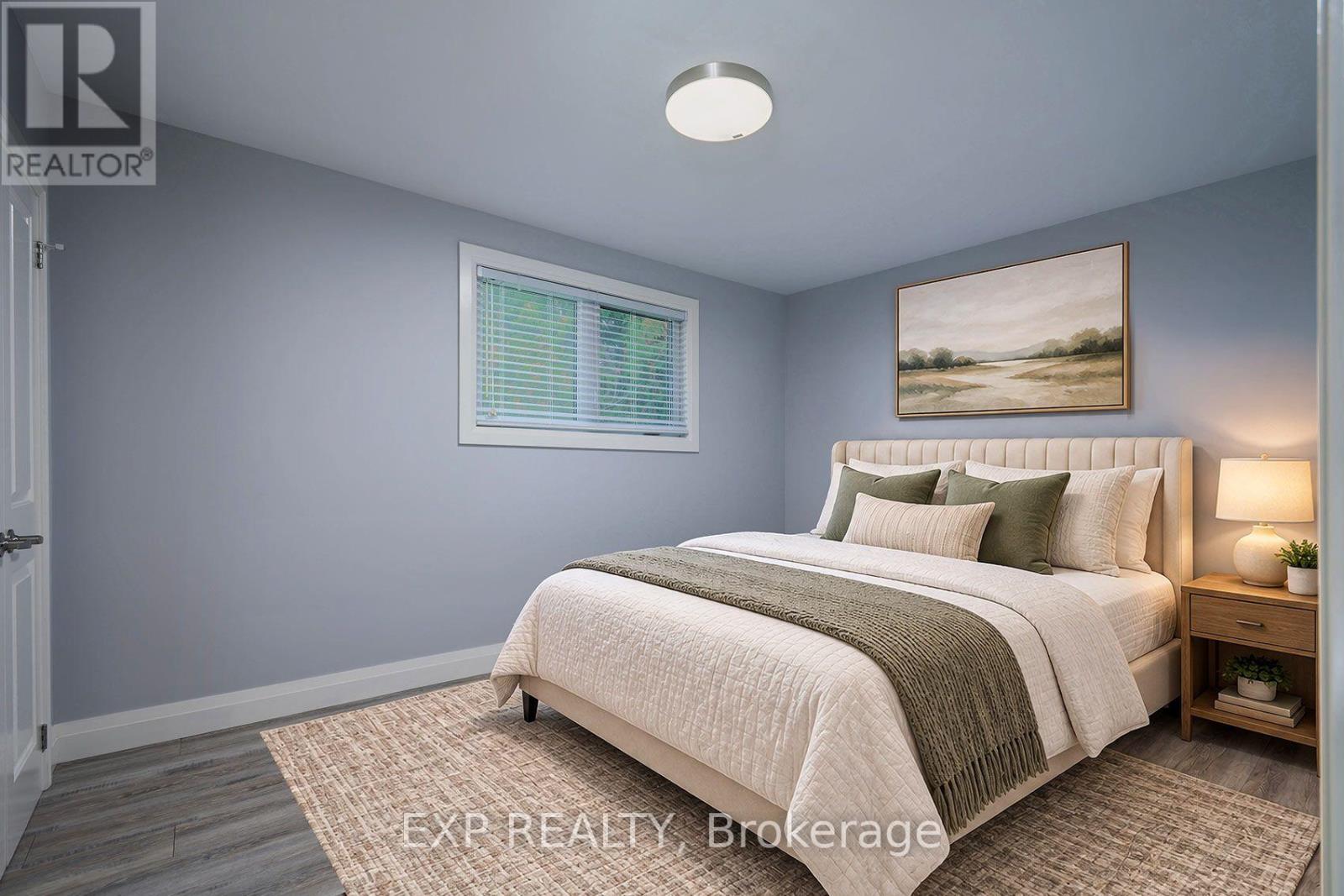 28 Alexander Avenue, Barrie, Ontario  L4M 2B4 - Photo 10 - S13884416