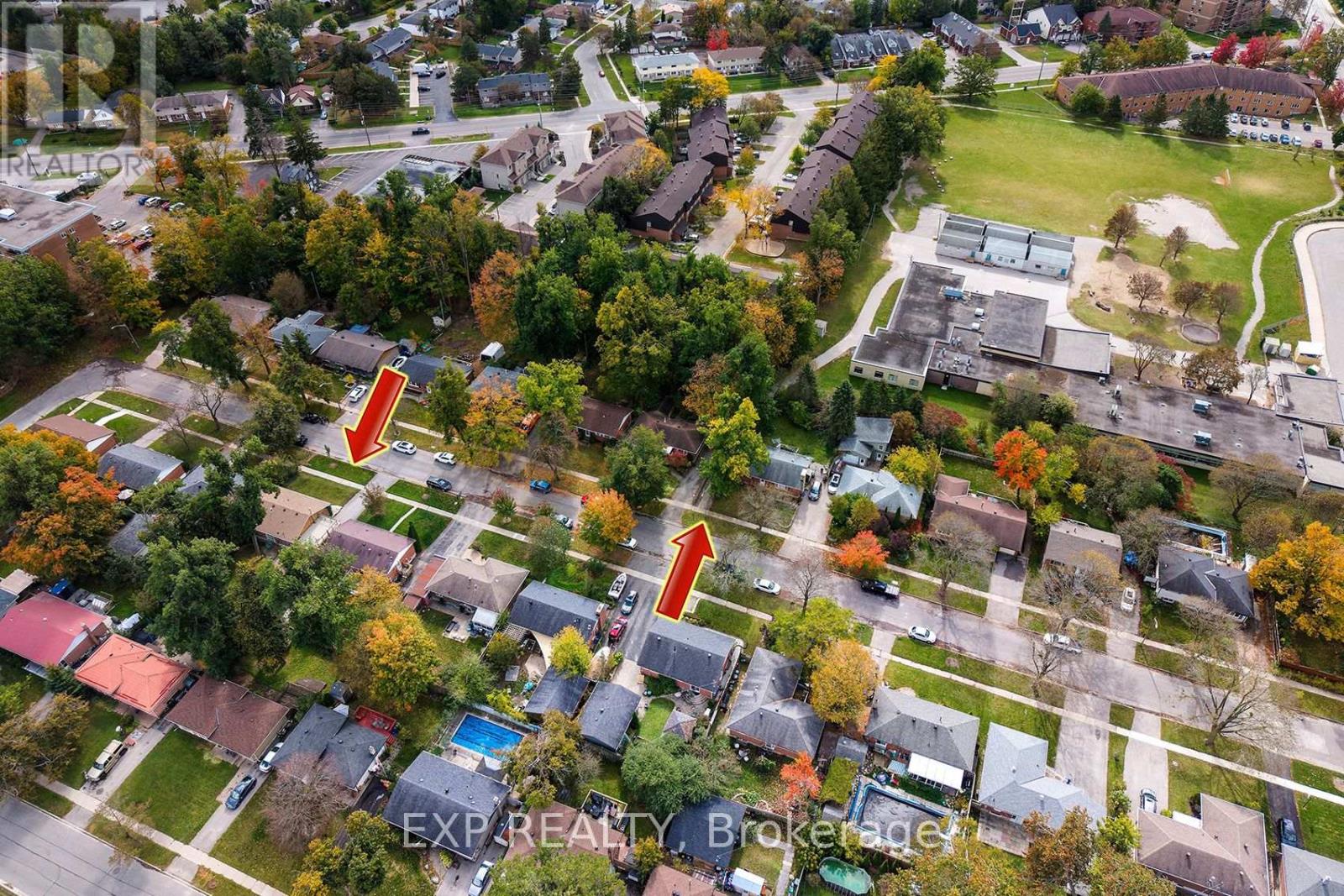 28 Alexander Avenue, Barrie, Ontario  L4M 2B4 - Photo 35 - S13884416