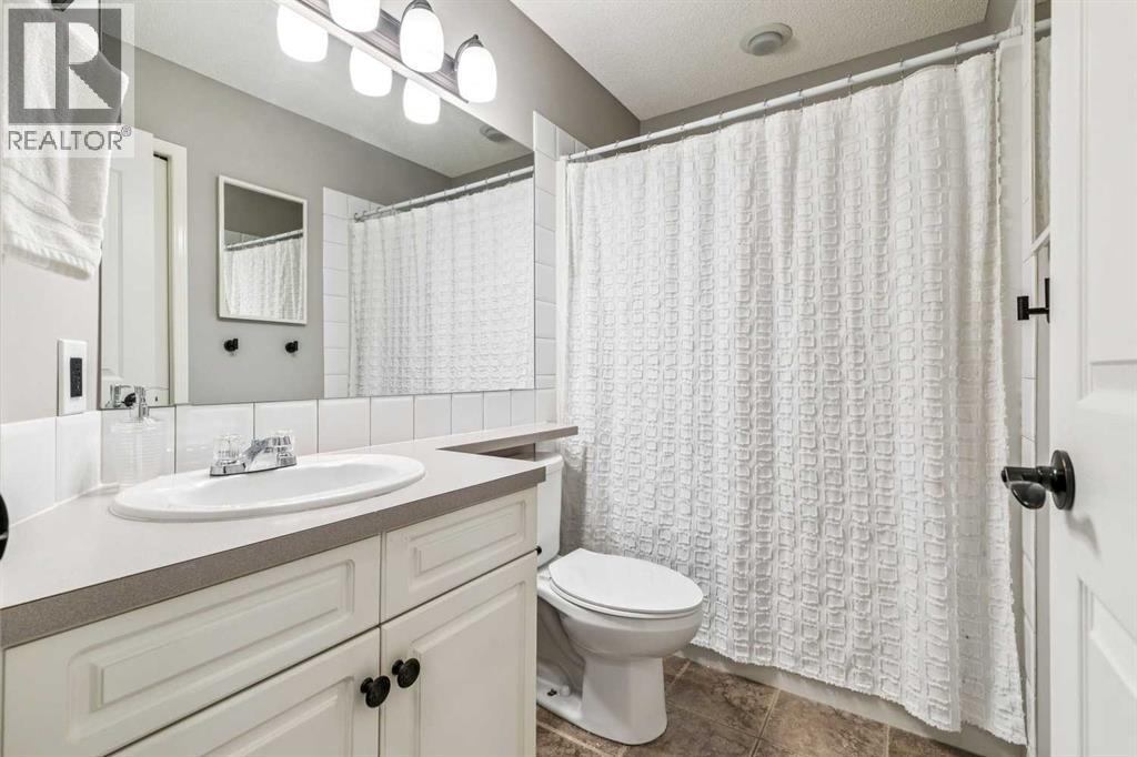 36 Hidden Ranch Mews NW, Calgary, Alberta  T3A 5Z5 - Photo 20 - A2349545