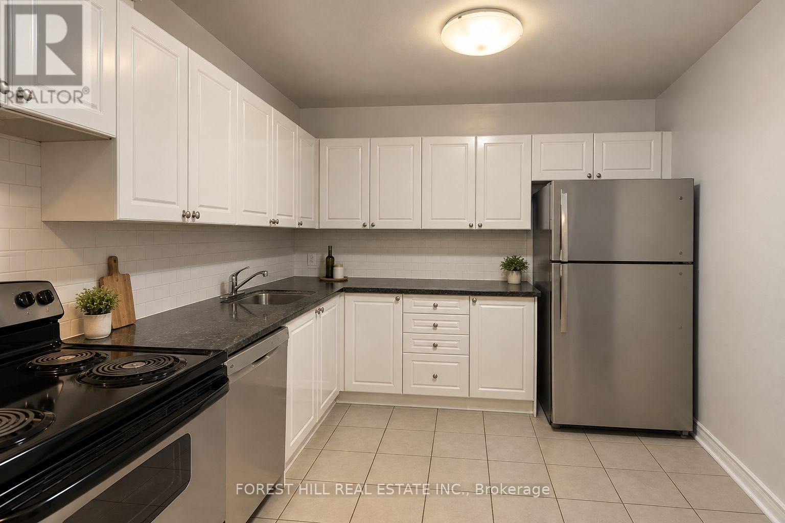 318 - 1276 Islington Avenue, Toronto, Ontario  L6W 1A1 - Photo 7 - W13881200