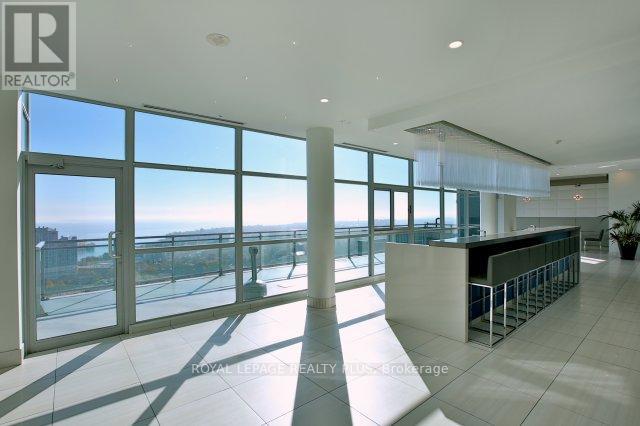 2231 - 165 Legion Road N, Toronto, Ontario  M8Y 0B3 - Photo 26 - W13884382