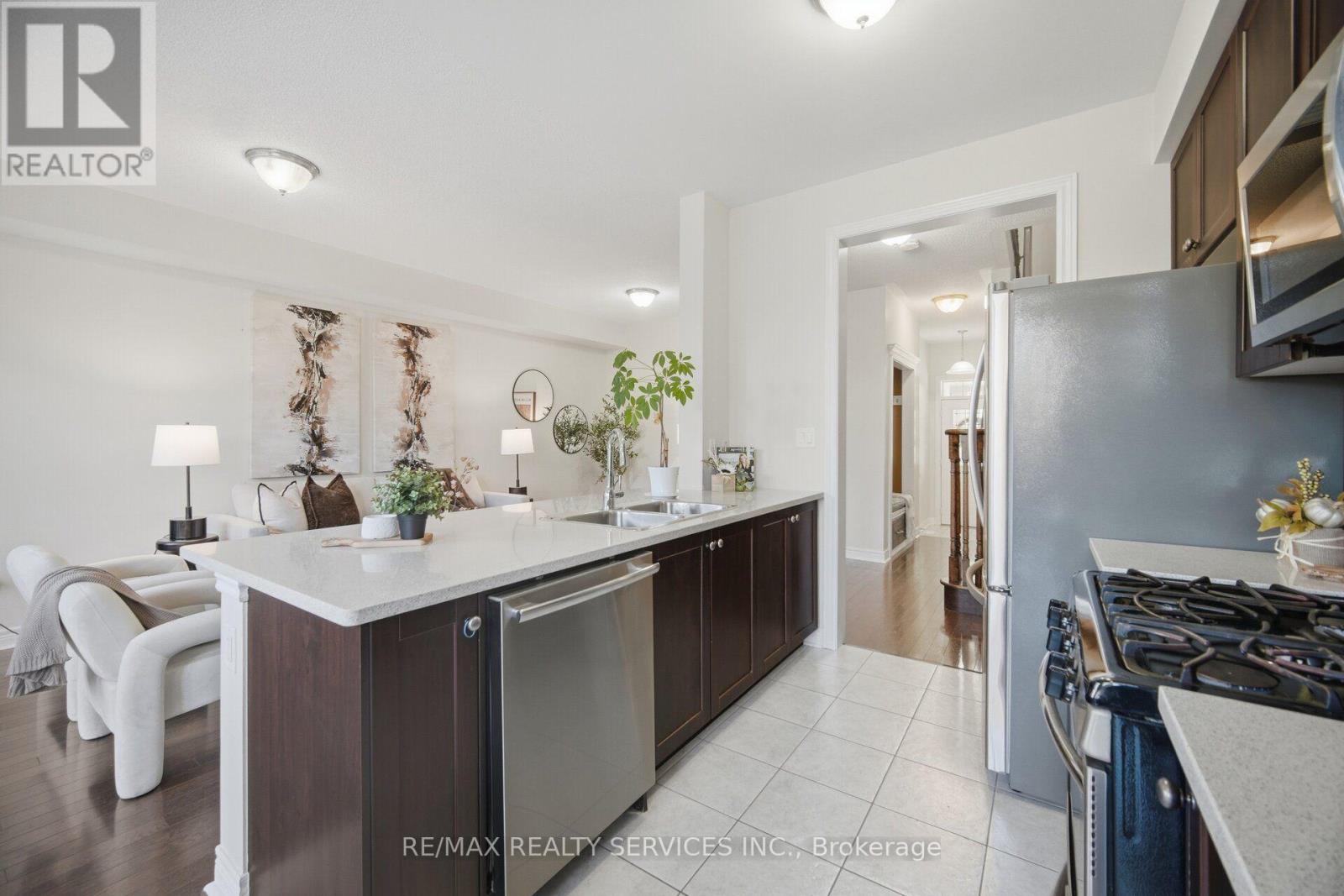 9 Aspenview Avenue, Caledon, Ontario  L7C 3P9 - Photo 16 - W13884422