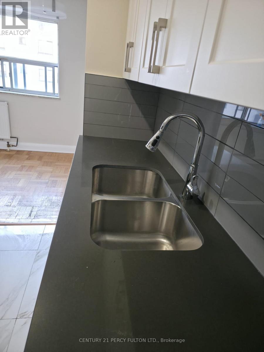 412 - 1305 Wilson Avenue, Toronto, Ontario  M3M 1J2 - Photo 2 - W13884442