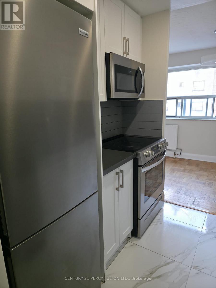 412 - 1305 Wilson Avenue, Toronto, Ontario  M3M 1J2 - Photo 4 - W13884442