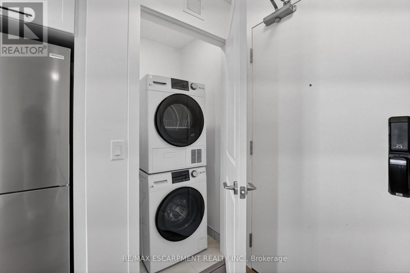 703 - 461 Green Road, Hamilton, Ontario  L8E 0L5 - Photo 4 - X13884414