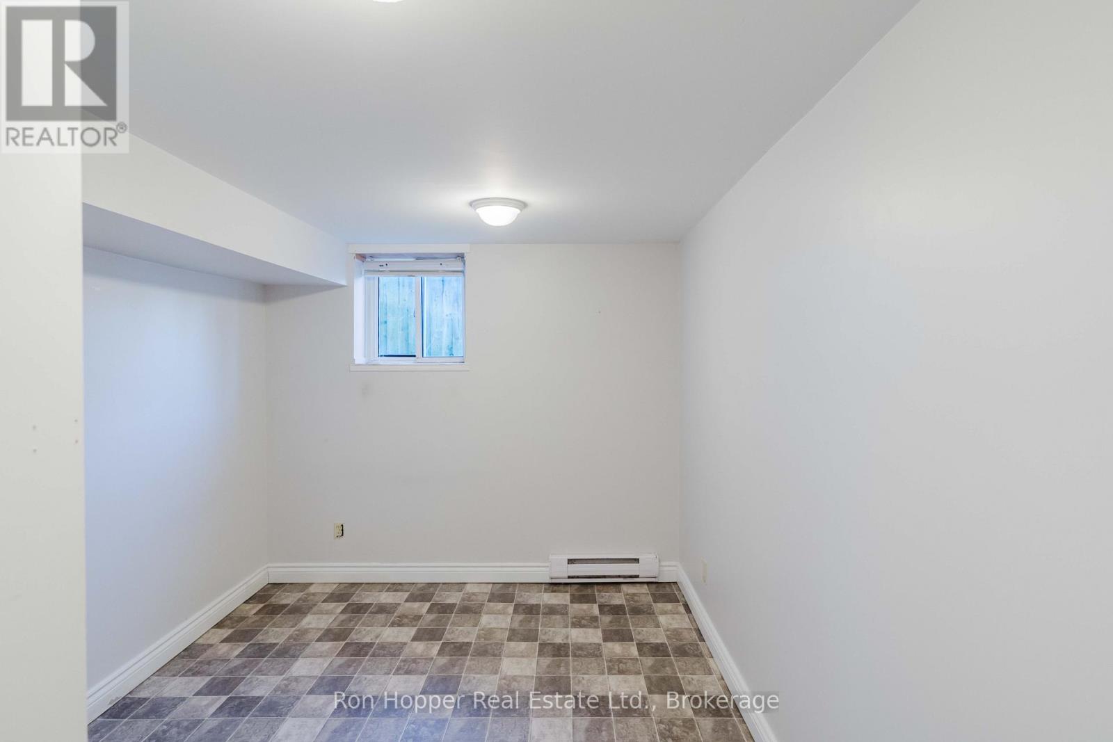 1082 8th Street E, Owen Sound, Ontario  N4K 1M6 - Photo 17 - X13884510