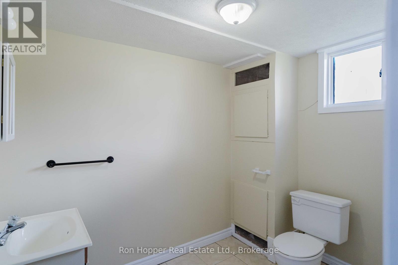 1082 8th Street E, Owen Sound, Ontario  N4K 1M6 - Photo 38 - X13884510