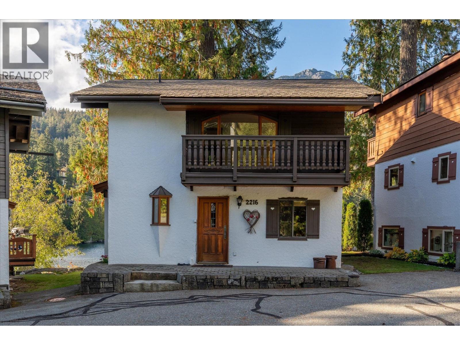 2216 WHISTLER RIDGE, whistler, British Columbia