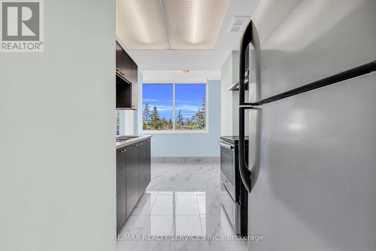 306 - 21 Markbrook Lane N, Toronto (Mount Olive-Silverstone-Jamestown), Ontario  M9V 5E4 - Photo 14 - W13884474