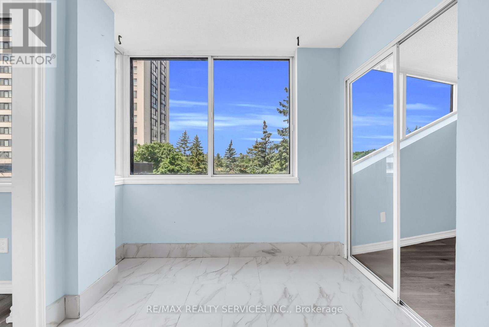 306 - 21 Markbrook Lane N, Toronto (Mount Olive-Silverstone-Jamestown), Ontario  M9V 5E4 - Photo 19 - W13884474