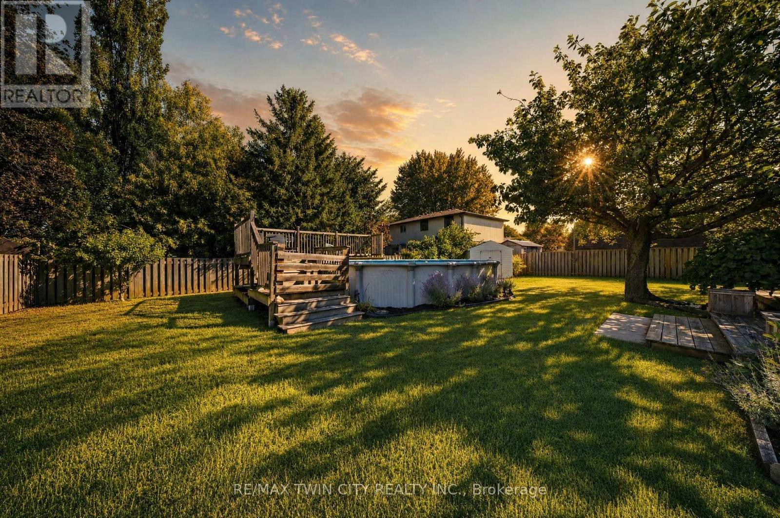 25 Cedarland Drive, Brantford, Ontario  N3R 6G9 - Photo 32 - X13884482