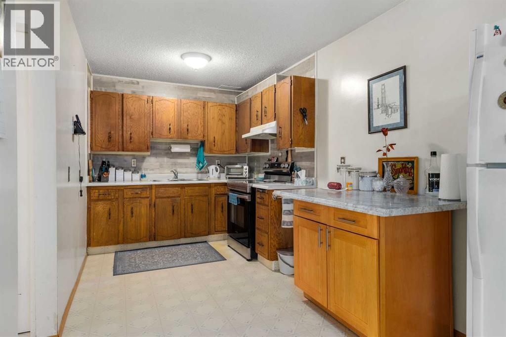 309 44 Street Se, Calgary, Alberta T2A 3E3 - Photo 11 - A2350874