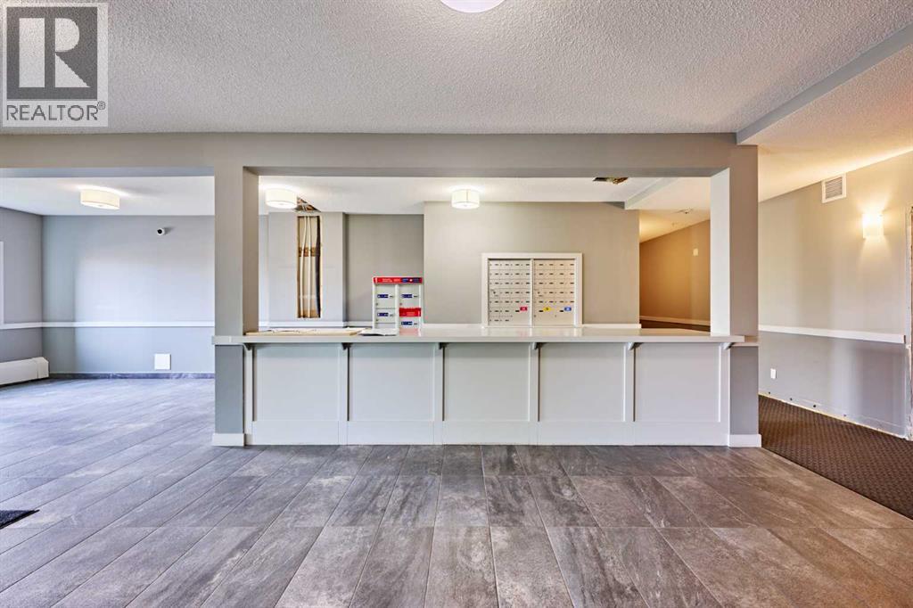 305, 12 Sage Hill Terrace NW, Calgary, Alberta  t3r 0w6 - Photo 12 - A2350944