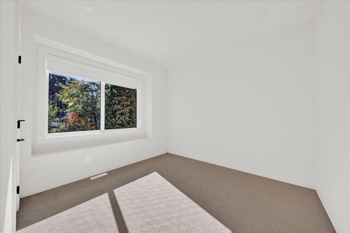 102 13437 Crestview Drive, Surrey, British Columbia  V3R 6V3 - Photo 16 - R3174160