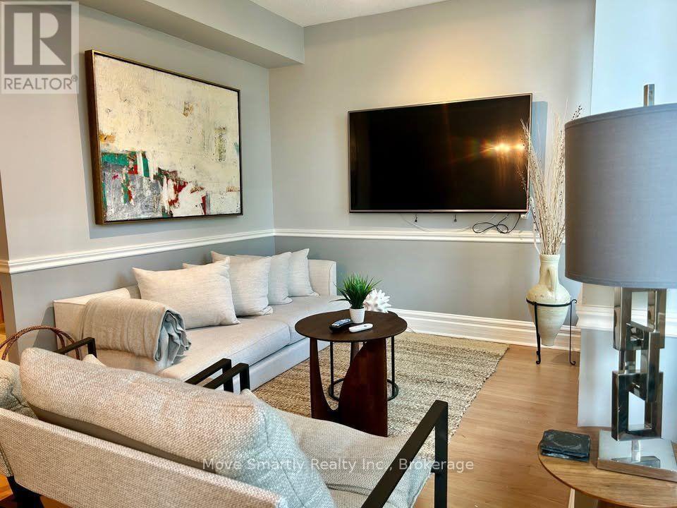 808 - 40 Scollard Street, Toronto, Ontario  M5R 3S1 - Photo 2 - C13884524