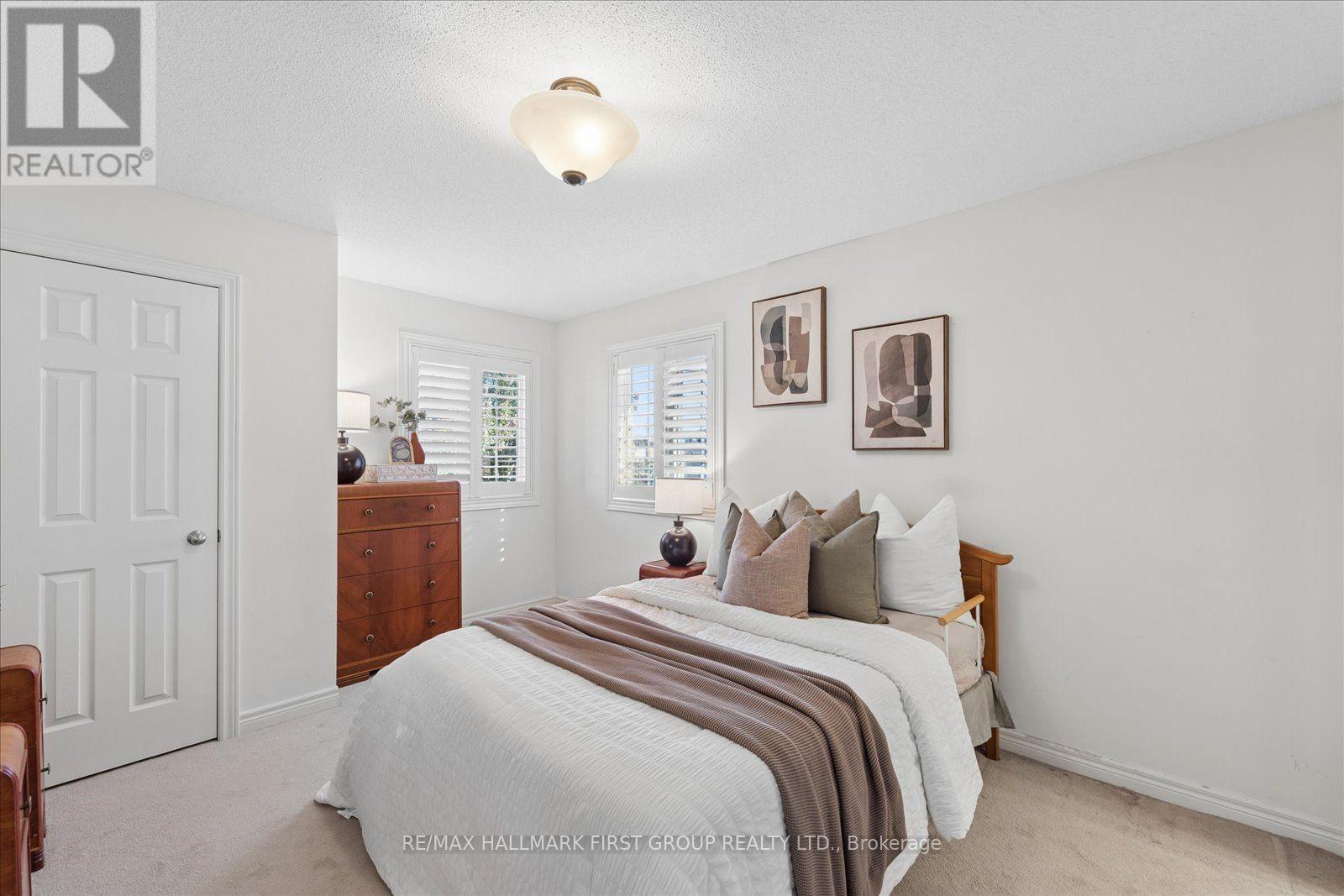 6 Winterton Way, Ajax, Ontario  L1T 0H7 - Photo 16 - E13884538