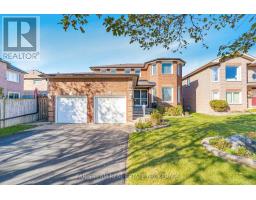 4 O'SHAUGHNESSY CRESCENT, Barrie, Ontario