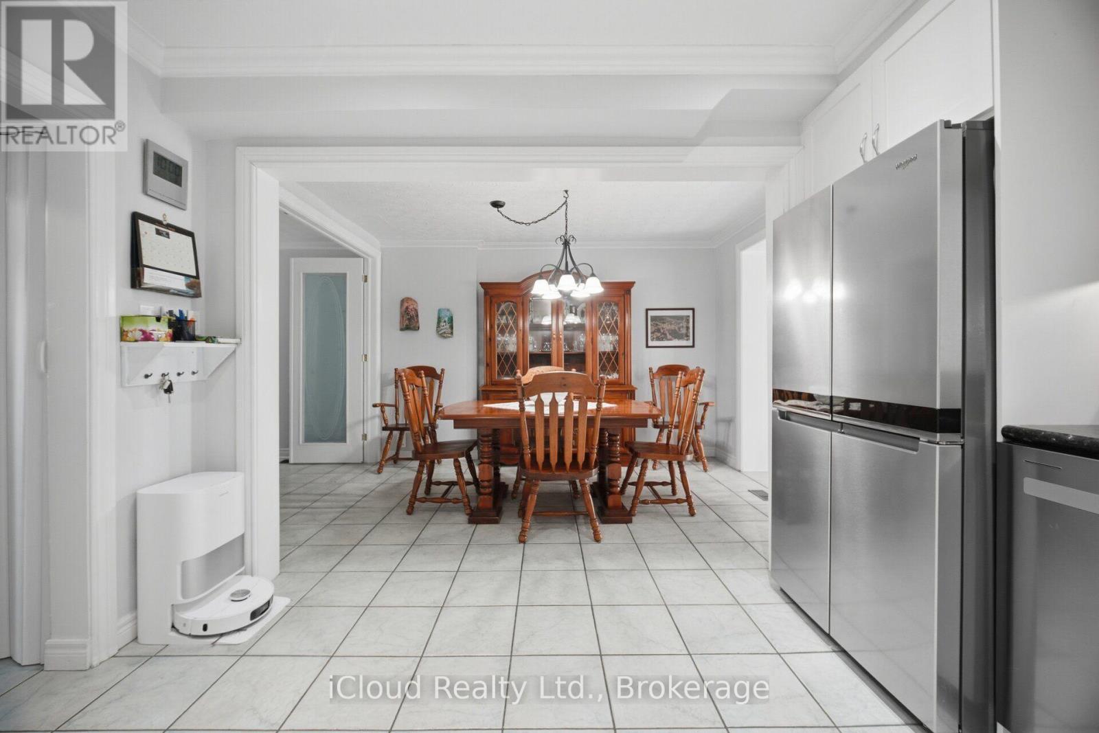 52 Bengal Court, Toronto, Ontario  M3L 1X9 - Photo 12 - W13884562