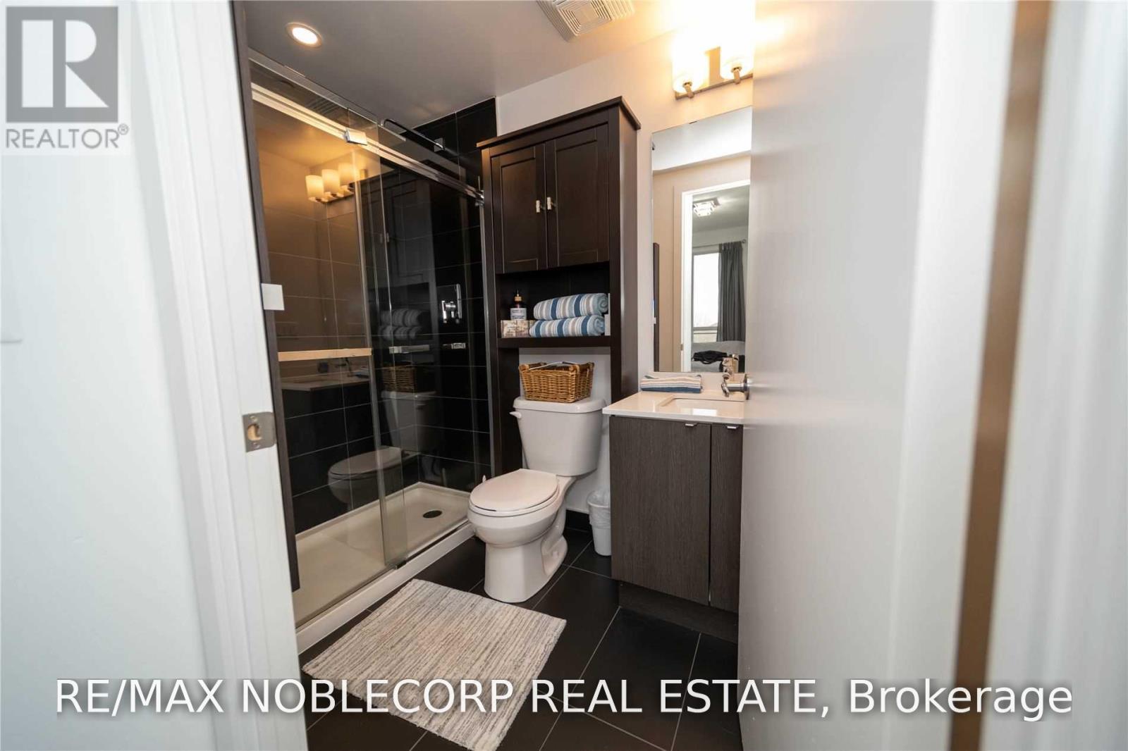 C321 - 5260 Dundas Street, Burlington, Ontario  L7L 0J7 - Photo 15 - W13884572
