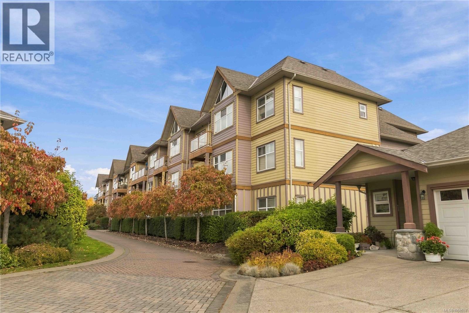 308 1959 Polo Park Crt, Central Saanich, British Columbia  V8M 2K1 - Photo 4 - 1051537