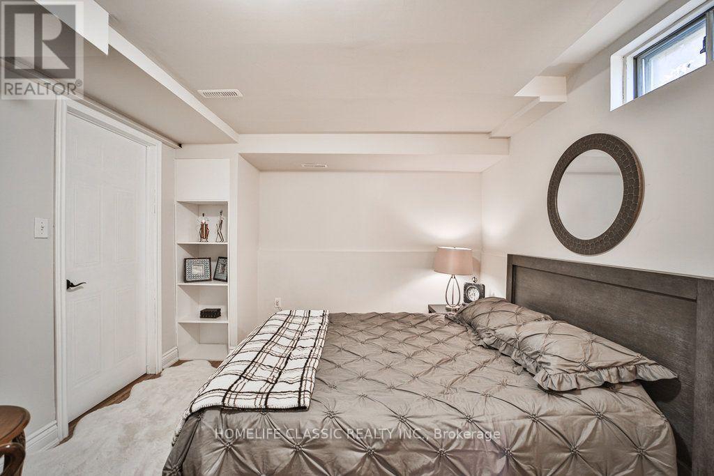 427 Crossland Gate, Newmarket, Ontario  L3X 1B9 - Photo 7 - N13876660