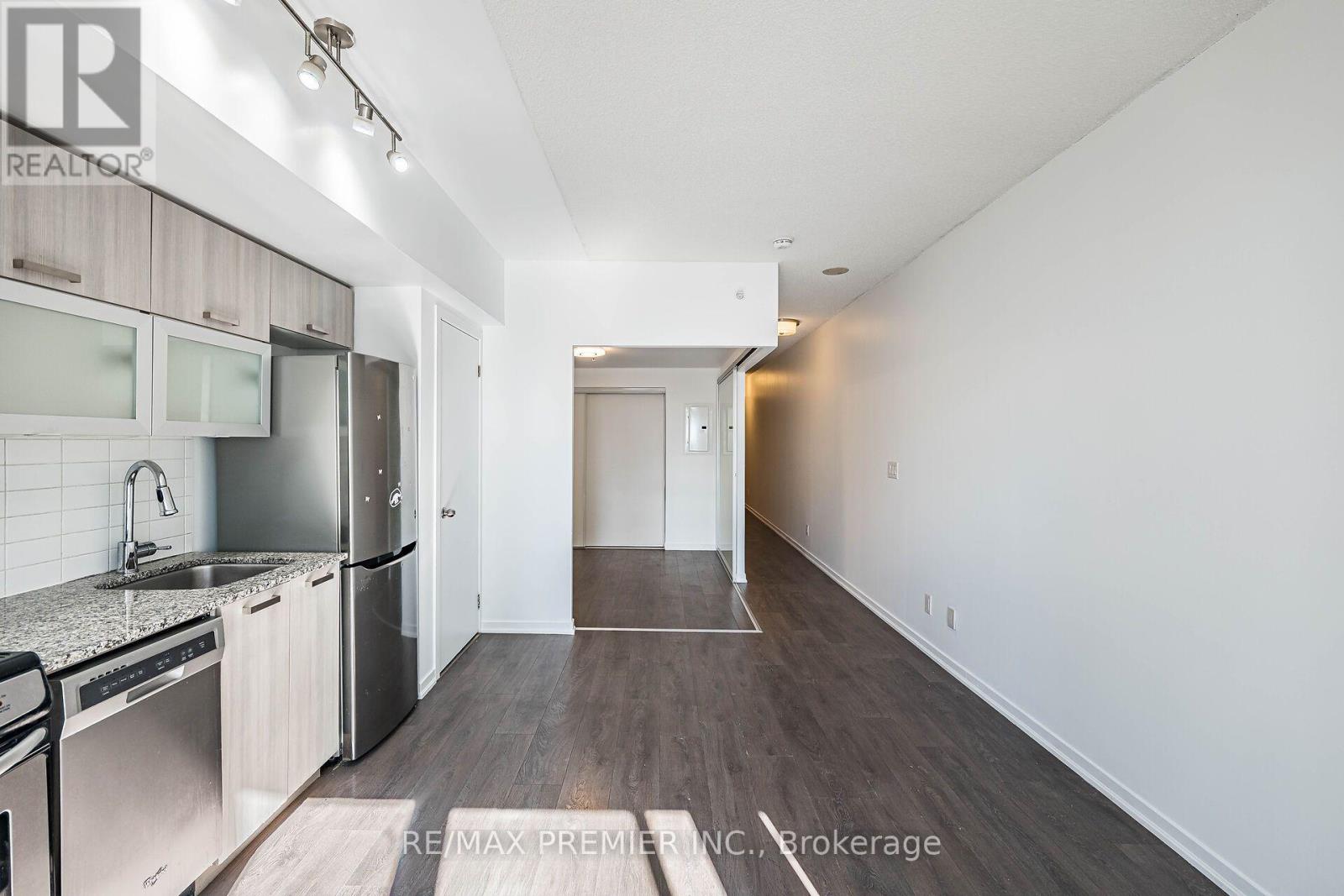 808 - 68 Abell Street, Toronto, Ontario  M6J 0B1 - Photo 17 - C13874572