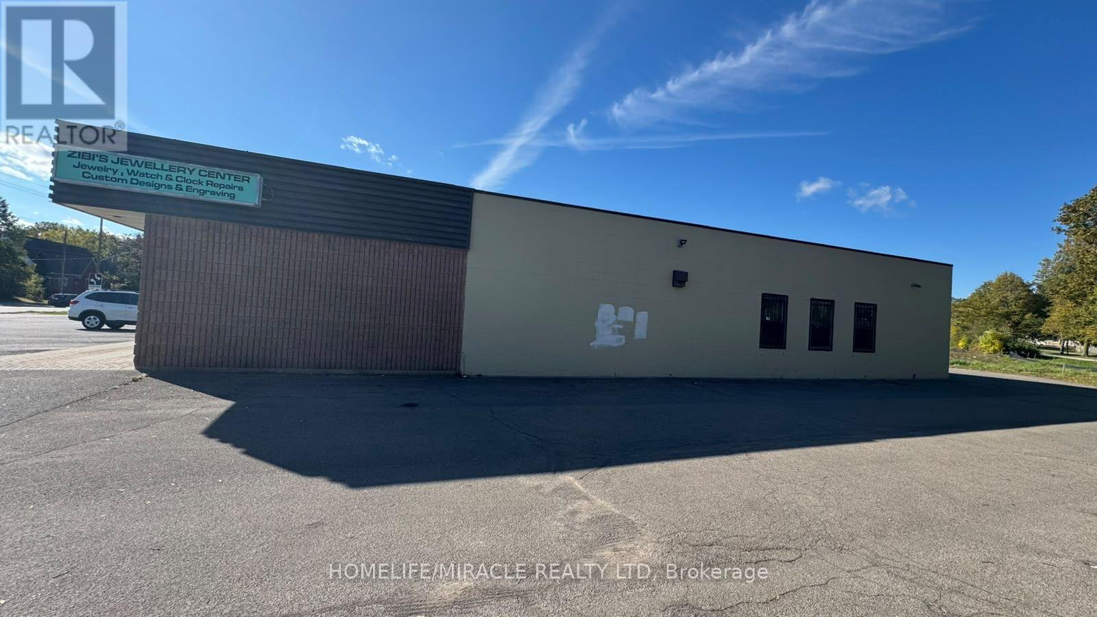 340 Thorold Road, Welland, Ontario  L3C 6H5 - Photo 6 - X13879114