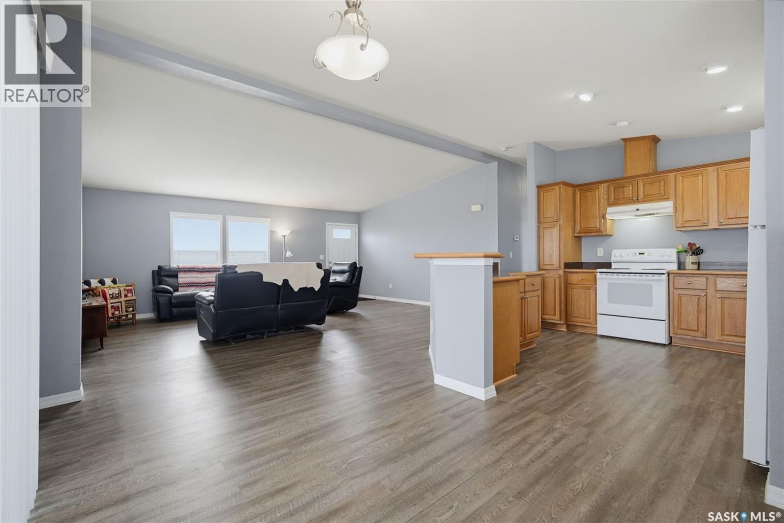 13 401 Railway Avenue, Vanscoy, Saskatchewan  S0L 3J0 - Photo 8 - SK050870