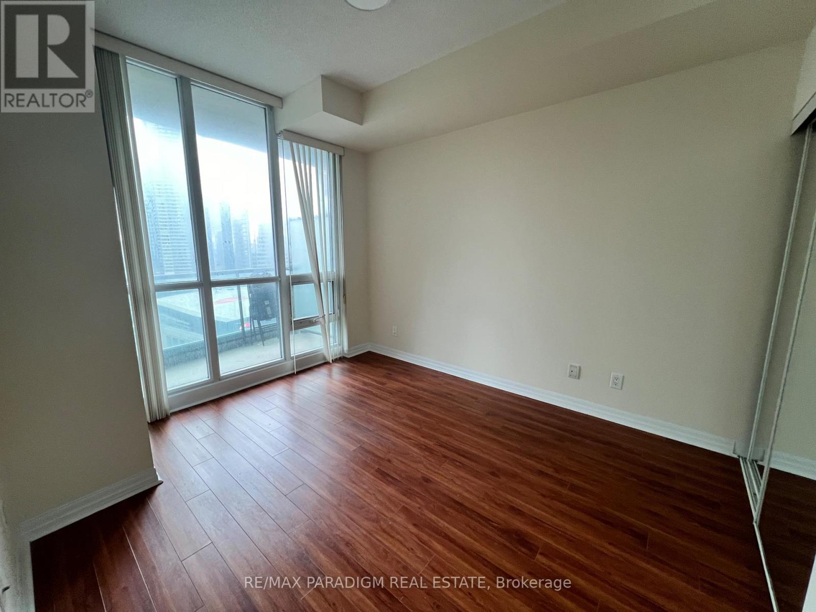 2213 - 16 Yonge Street, Toronto (Waterfront Communities), Ontario  M5E 2A1 - Photo 8 - C13884614