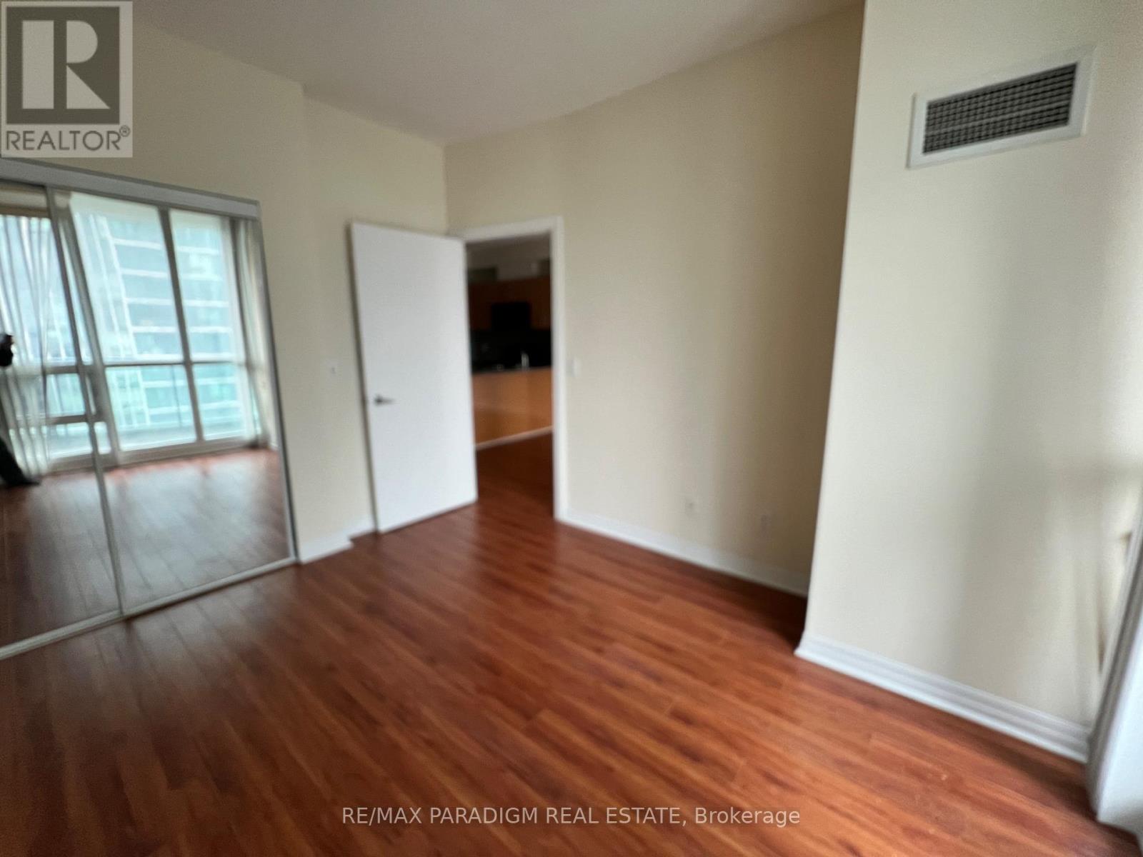 2213 - 16 Yonge Street, Toronto (Waterfront Communities), Ontario  M5E 2A1 - Photo 9 - C13884614