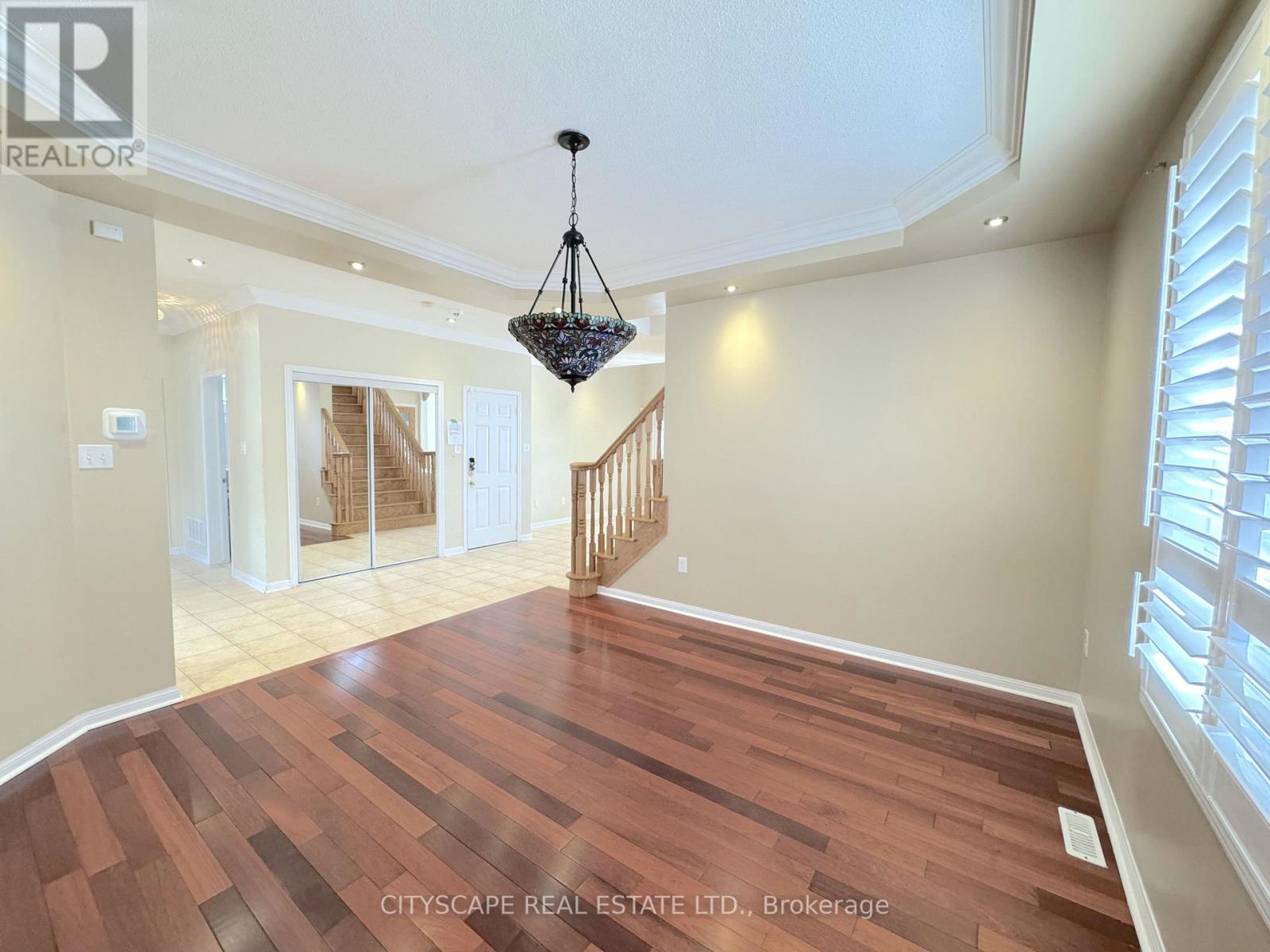 4 Serviceberry Crescent, Brampton, Ontario  L6P 2J7 - Photo 10 - W13884604