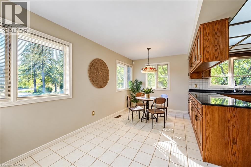 44 Greensview Drive, Kitchener, Ontario  N2P 2E6 - Photo 5 - 40867040