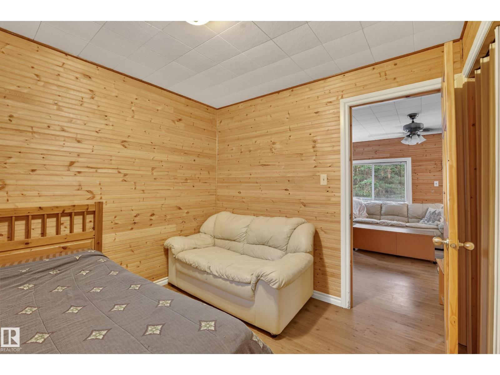 5 ALDER AV