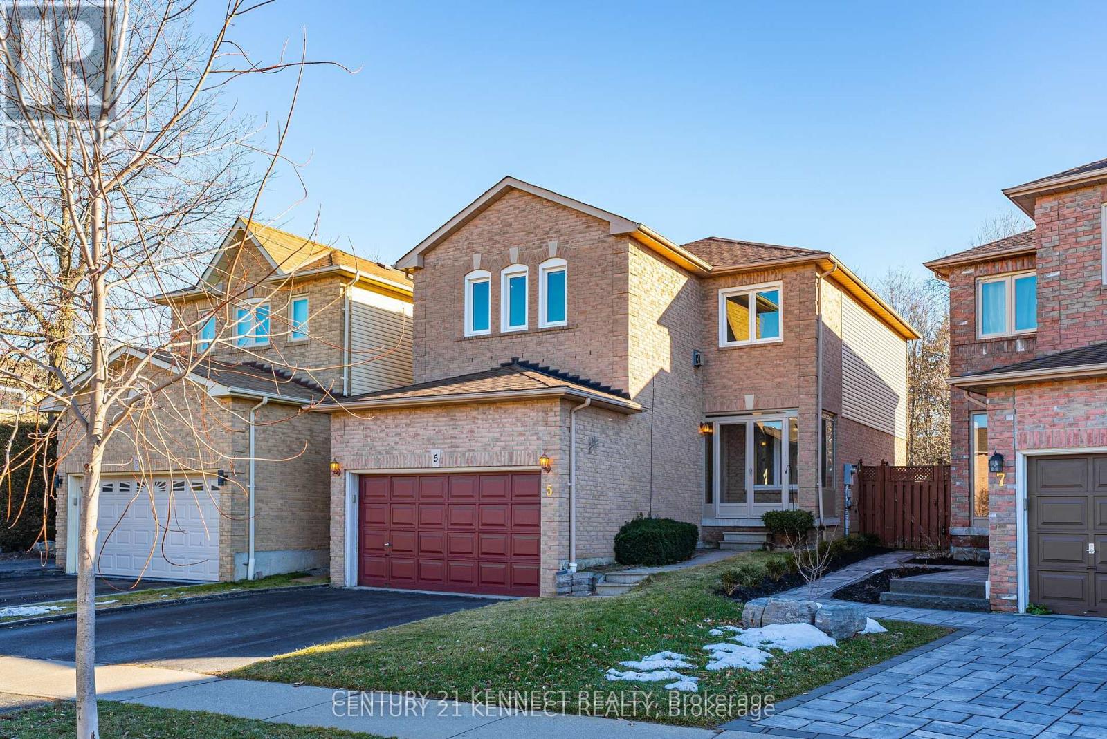5 KNOTTY PINE DRIVE