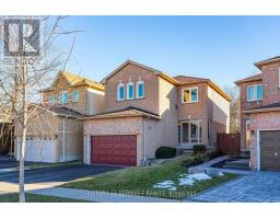 5 KNOTTY PINE DRIVE, Whitby, Ontario