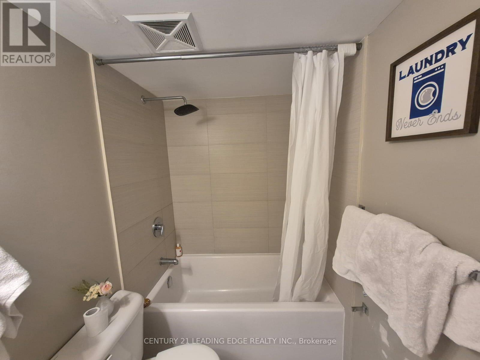 1610 - 2150 Lawrence Avenue E, Toronto, Ontario  M1R 3A7 - Photo 17 - E13884666