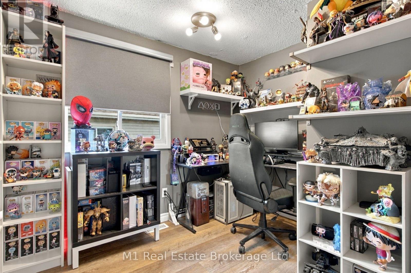 166 Natchez Road, Kitchener, Ontario  N2B 3L2 - Photo 15 - X13884646