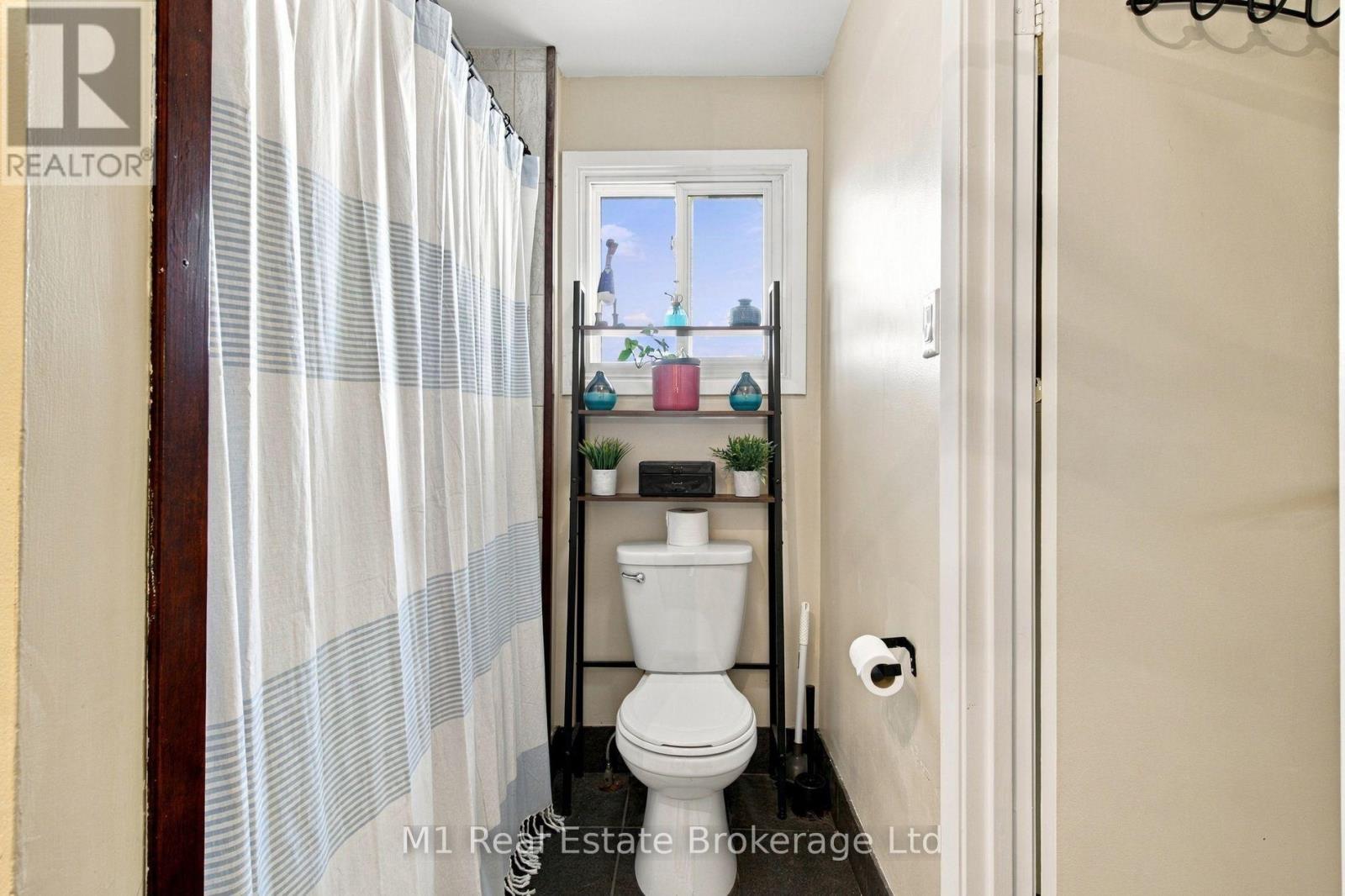 166 Natchez Road, Kitchener, Ontario  N2B 3L2 - Photo 23 - X13884646