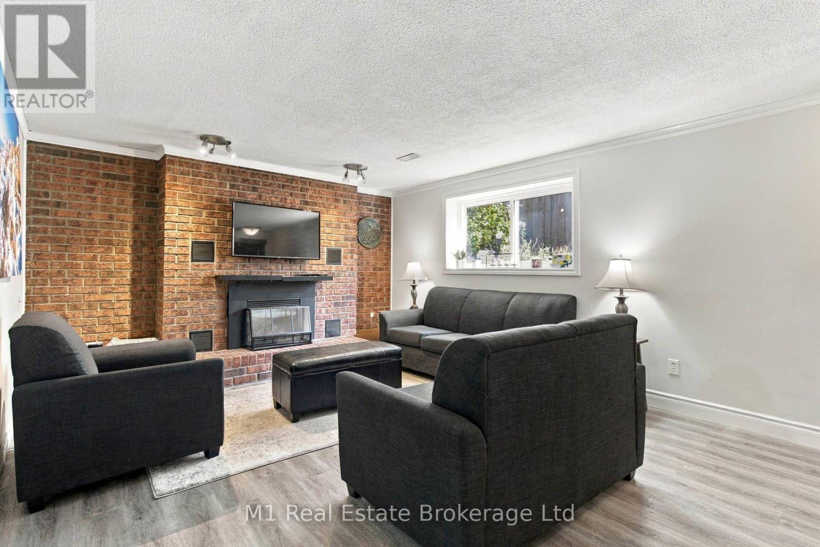 166 Natchez Road, Kitchener, Ontario  N2B 3L2 - Photo 25 - X13884646
