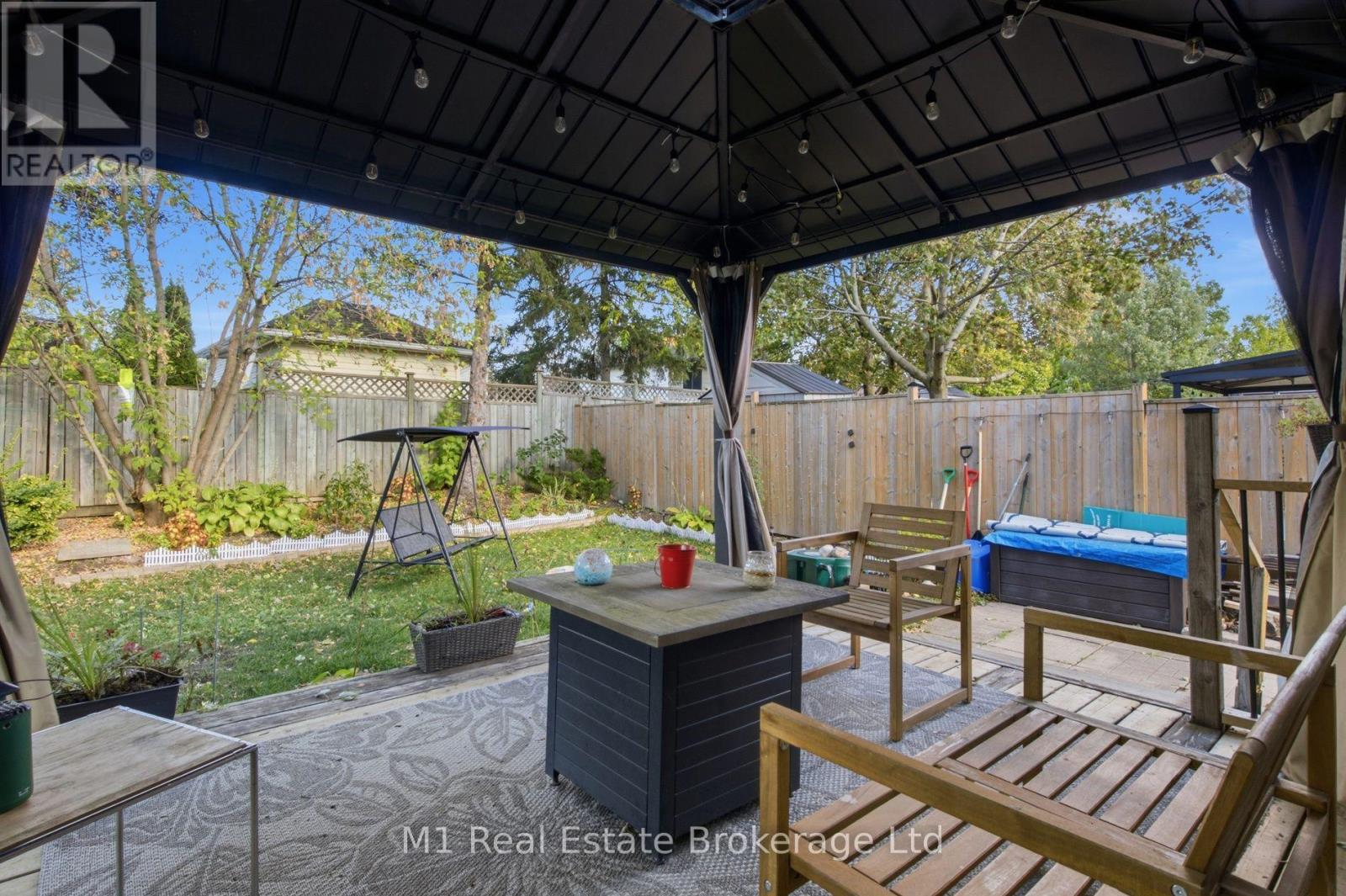 166 Natchez Road, Kitchener, Ontario  N2B 3L2 - Photo 34 - X13884646